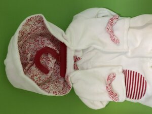 Götz Puppenmanufaktur Winter-Anzug weiss/rot, 42-46cm 3402020