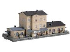 PIKO Bahnhof Burgstadt 560023