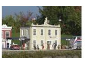 PIKO Hauptbahnhof Burgstadt 562028